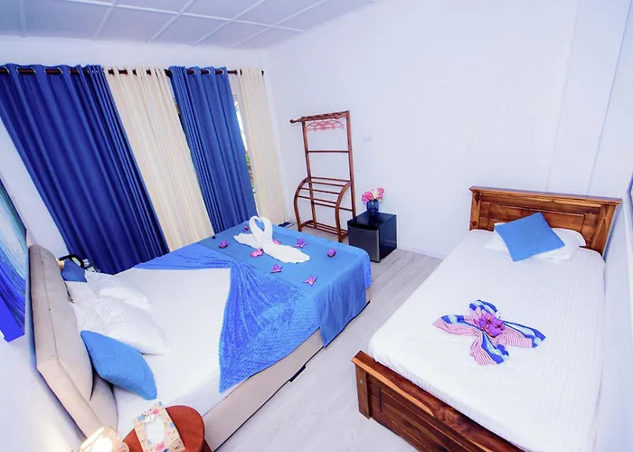 Blue Maalu Resort